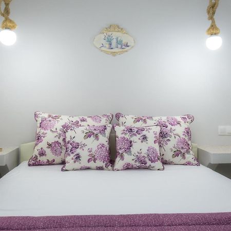 Villa Oasis يميناريا المظهر الخارجي الصورة