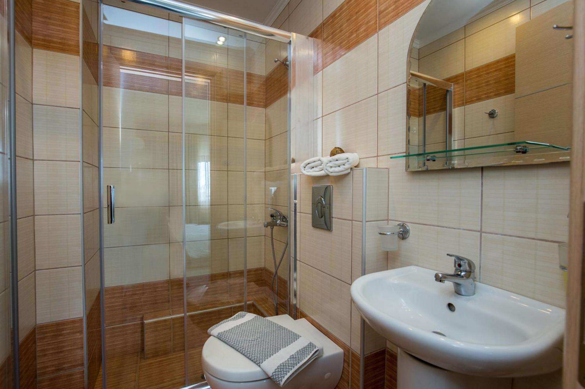 Villa Oasis يميناريا المظهر الخارجي الصورة