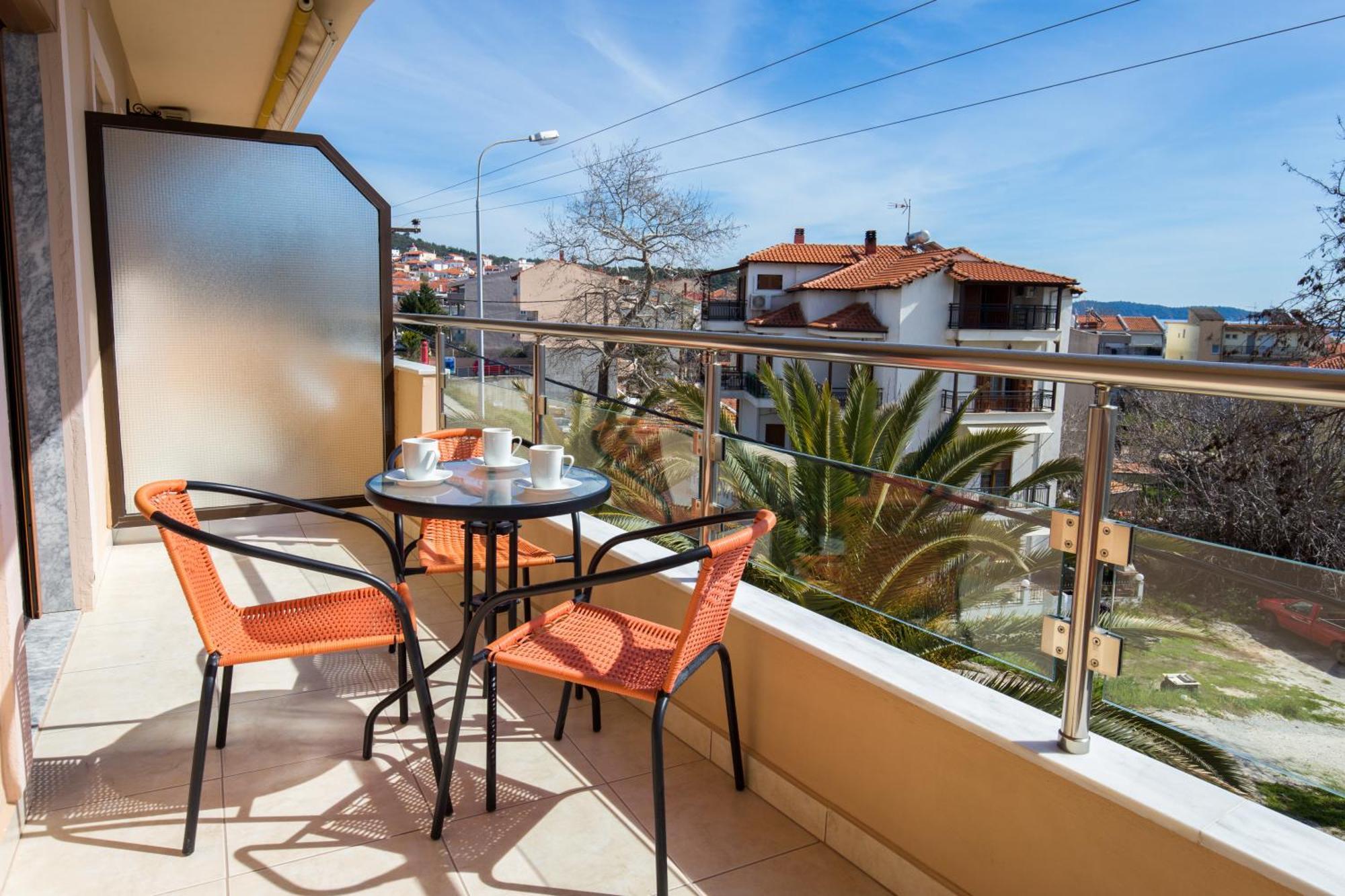 Villa Oasis يميناريا المظهر الخارجي الصورة
